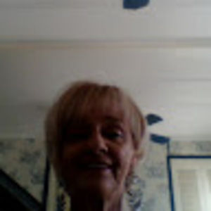 Meet your Posher, Suzanne